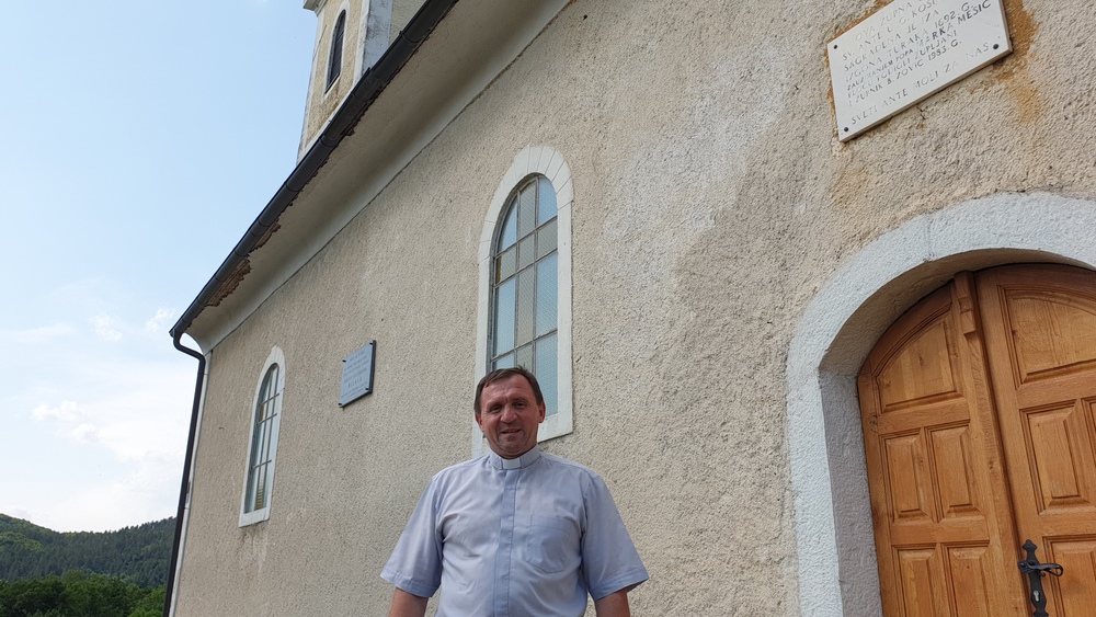 Velečasni Pero Jurčević